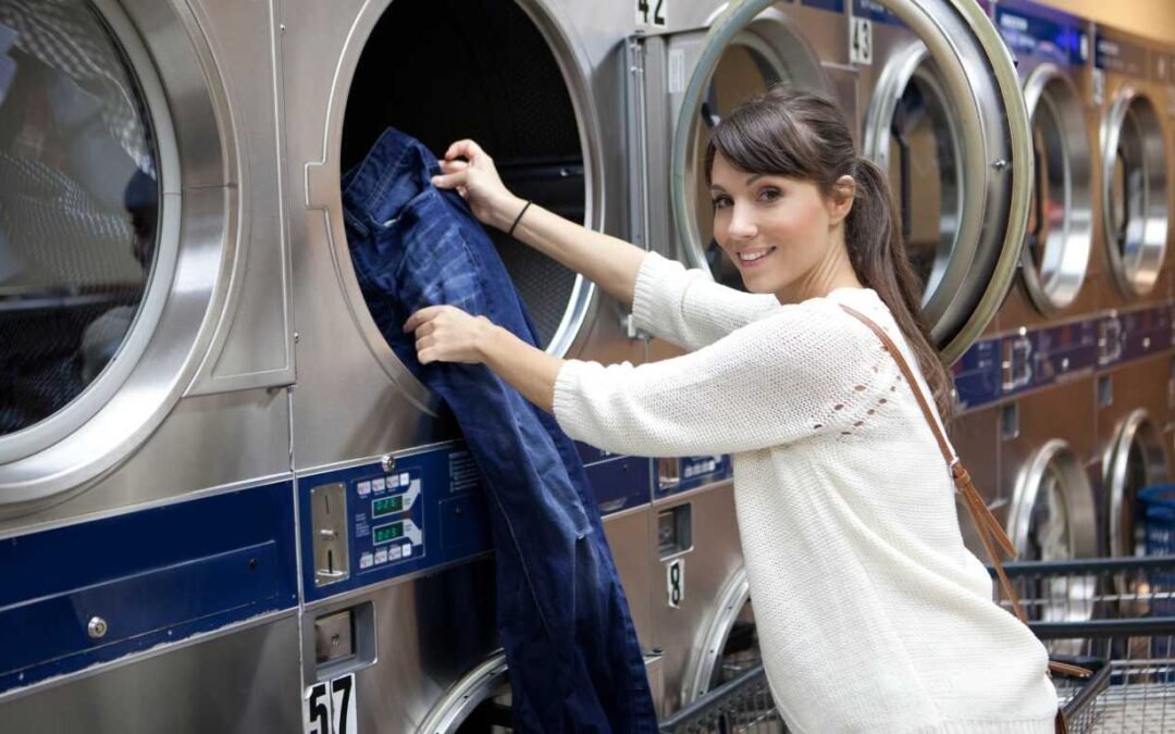 Maximizing the Lifespan of Your Clothes Using Laundromat Services